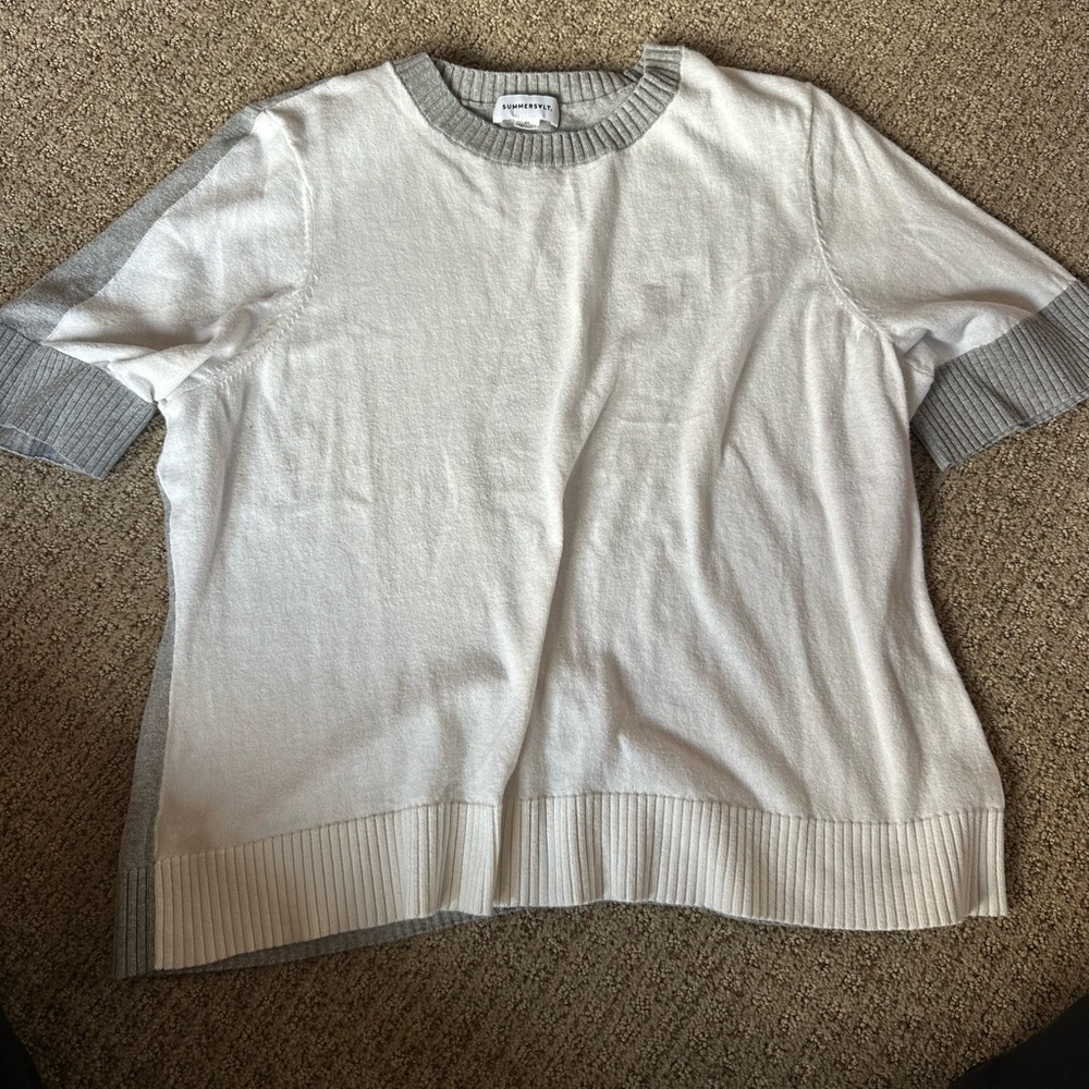 Summersalt Gray and White Knit Top